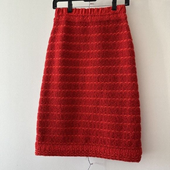 NWT Gucci $2200 Red Midi Boucle Knee Length Skirt Size XS - 2 US Bows Wool - Picture 7 of 9